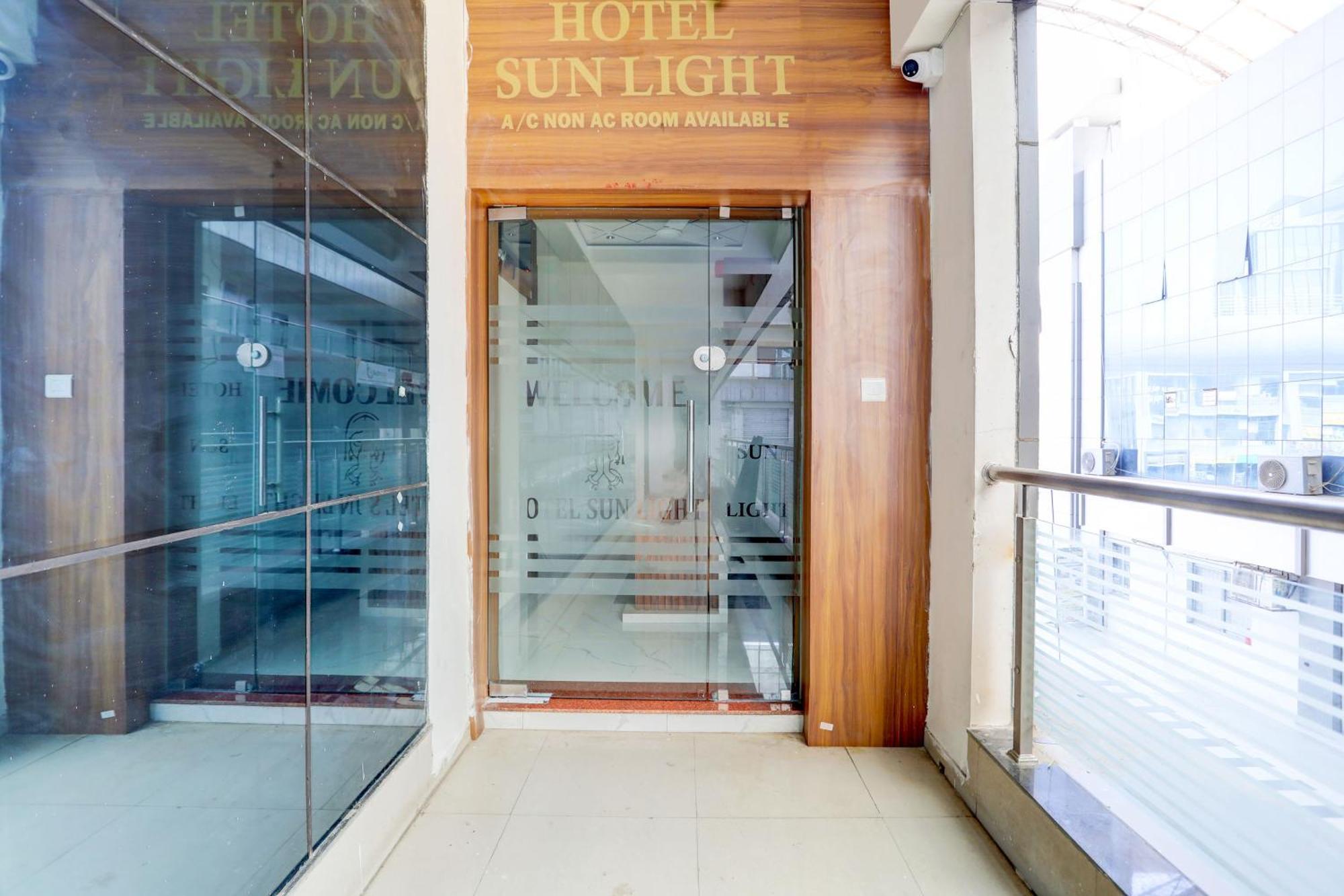 Hotel O Sun Light Ahmedabad Eksteriør billede